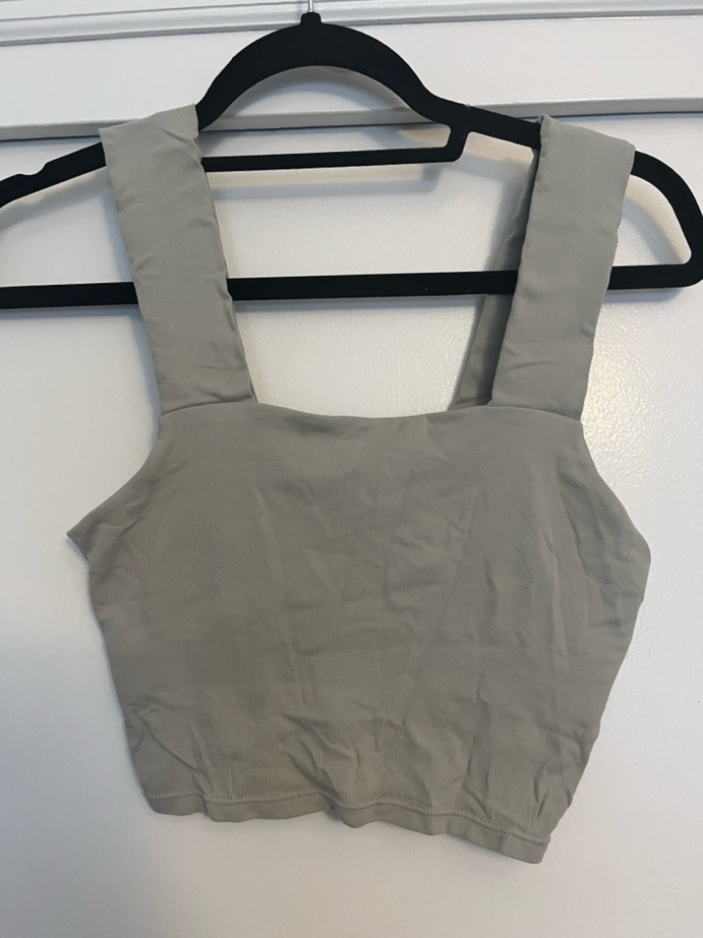ALO Yoga Wide-Strap Bra top in Light Green